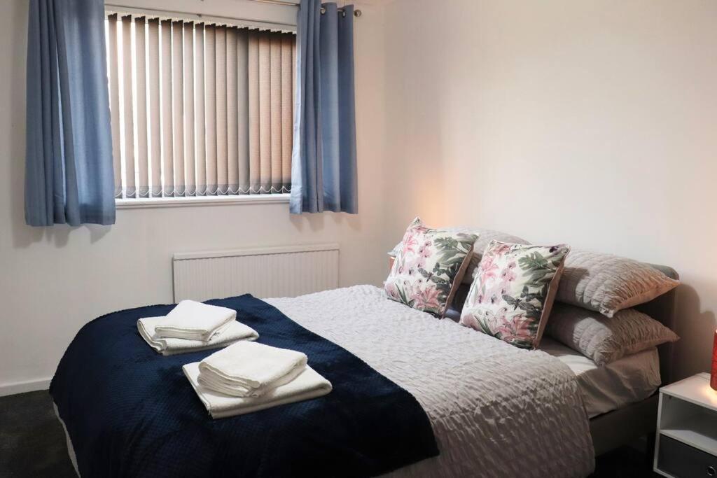 Lovely Staycation With Family Free Parking & Wifi Leeds  Exteriér fotografie